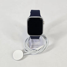 Load image into Gallery viewer, Apple Watch (Series 8) 45mm Silver WiFi 32GB