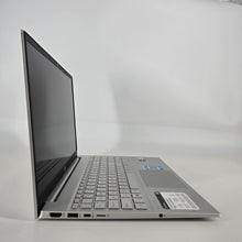 Load image into Gallery viewer, HP Pavilion 15 Silver 2.8 GHz Intel Core i7 11th Gen. 12GB RAM 512GB Solid State Drive