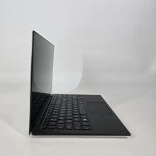 Load image into Gallery viewer, Dell XPS 13 7390 Silver 1.1 GHz Intel Core i7 10th Gen. 16GB RAM 512GB Solid State Drive