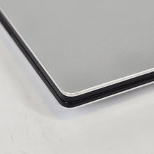 Load image into Gallery viewer, Dell XPS 13 7390 Silver 1.1 GHz Intel Core i7 10th Gen. 16GB RAM 512GB Solid State Drive
