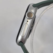Load image into Gallery viewer, Apple Watch (Series 10) 42mm Silver Unlocked 64GB