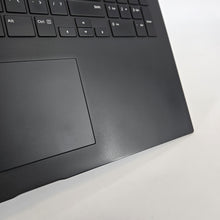Load image into Gallery viewer, LG Gram 17 Black 2.1 GHz Intel Core i7 12th Gen. 16GB RAM 1TB Solid State Drive