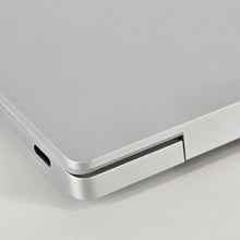 Load image into Gallery viewer, Dell XPS 13 9340 Silver 1.4 GHz Intel Core Ultra 7 32GB RAM 1TB Solid State Drive