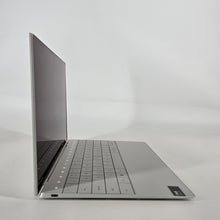 Load image into Gallery viewer, Dell XPS 13 9340 Silver 1.4 GHz Intel Core Ultra 7 32GB RAM 1TB Solid State Drive
