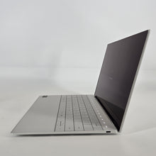 Load image into Gallery viewer, Dell XPS 13 9340 Silver 1.4 GHz Intel Core Ultra 7 32GB RAM 1TB Solid State Drive