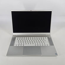 Load image into Gallery viewer, Razer Blade 15 Advanced 2019 Silver 2.6 GHz Intel Core i7 9th Gen. 16GB RAM 512GB Solid State Drive NVIDIA GeForce RTX 2070 8 GB