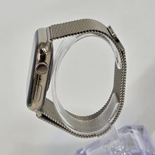 Load image into Gallery viewer, Apple Watch (Series 9) 45mm Gold Unlocked 64GB