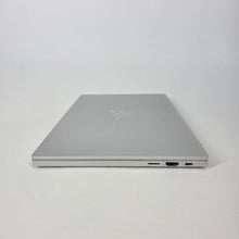 Load image into Gallery viewer, Razer Book 13.4 Silver 2.4 GHz Intel Core i5 11th Gen. 8GB RAM 256GB Solid State Drive