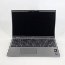 Load image into Gallery viewer, Latitude 5540 15.6 Gray 1.9 GHz Intel Core i7 13th Gen. 16GB RAM 512GB Solid State Drive