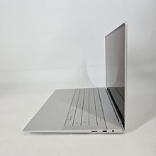Load image into Gallery viewer, XPS 14 9440 Platinum 1.4 GHz Intel Core Ultra 7 64GB RAM 1TB Solid State Drive NVIDIA GeForce RTX 4050 6 GB