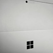Load image into Gallery viewer, Surface Pro 9 13 Platinum WiFi 2.7 GHz Intel Core i7 12th Gen. 32GB RAM 1TB Solid State Drive