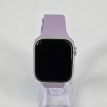 Load image into Gallery viewer, Apple Watch (Series 8) 41mm Silver Unlocked 32GB