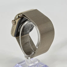 Load image into Gallery viewer, Apple Watch (Series 9) 45mm Gold Unlocked 64GB