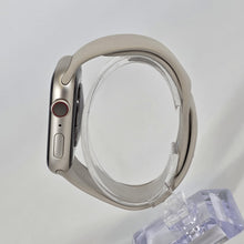 Load image into Gallery viewer, Apple Watch (Series 7) 45mm Gold Unlocked 32GB