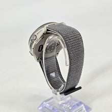 Load image into Gallery viewer, Garmin Fenix 8 AMOLED Sapphire Edition 43mm Gray GPS
