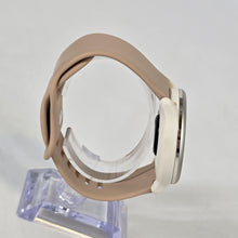 Load image into Gallery viewer, Garmin Vivoactive 6 42mm Gold GPS