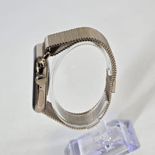 Load image into Gallery viewer, Apple Watch (Series 10) 42mm Gold Unlocked 64GB