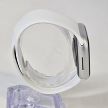 Load image into Gallery viewer, Apple Watch (Series 8) 41mm Silver WiFi 32GB
