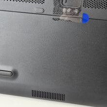 Load image into Gallery viewer, Dell Precision 7520 15.6 Gray 2.7 GHz Intel Core i7 6th Gen. 16GB RAM 512GB Hard Disk Drive