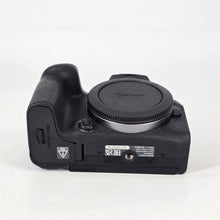 Load image into Gallery viewer, Canon EOS R10 24.2MP Black