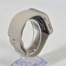 Load image into Gallery viewer, Apple Watch (Series 8) 45mm Gold Unlocked 32GB