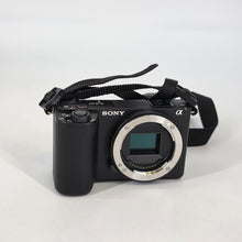 Load image into Gallery viewer, Sony Alpha ZV-E10 II 26MP Black