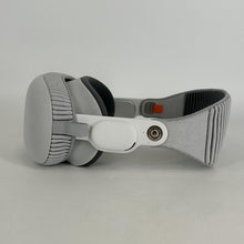 Load image into Gallery viewer, Apple Vision Pro 512GB