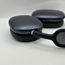 Load image into Gallery viewer, Apple AirPods Max USB-C Black