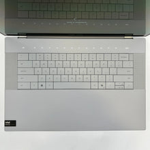 Load image into Gallery viewer, Dell XPS 16 9640 Platinum 2.5 GHz Intel Core Ultra 9 32GB RAM 1TB Solid State Drive NVIDIA GeForce RTX 4060 8 GB