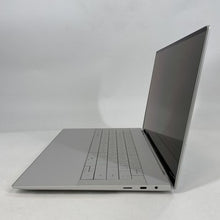 Load image into Gallery viewer, Dell XPS 14 9440 Platinum 1.4 GHz Intel Core Ultra 7 32GB RAM 1TB Solid State Drive