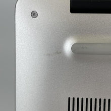 Load image into Gallery viewer, Dell XPS 15 7590 Silver 2.6 GHz Intel Core i7 9th Gen. 16GB RAM 512GB Solid State Drive NVIDIA GeForce GTX 1650 4 GB