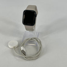 Load image into Gallery viewer, Apple Watch (SE) 2nd Gen. 40mm Black Unlocked 32GB