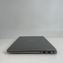 Load image into Gallery viewer, Dell Latitude 7450 14 Gray 2.1 GHz Intel Core Ultra 7 32GB RAM 512GB Solid State Drive