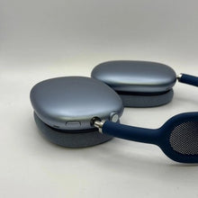 Load image into Gallery viewer, Apple AirPods Max Lightning Blue