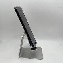 Load image into Gallery viewer, Motorola Razr Ultra (2025) 512GB Green (T-Mobile)