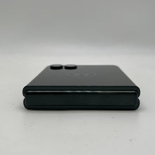 Load image into Gallery viewer, Motorola Razr Ultra (2025) 512GB Green (T-Mobile)