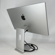 Load image into Gallery viewer, Apple Studio Display 27in 2022 Silver