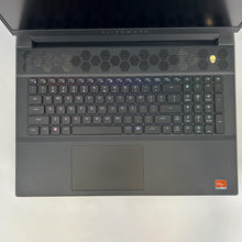Load image into Gallery viewer, Dell Alienware M18 R1 Black 3.0 GHz AMD Ryzen 9 7845HX 32GB RAM 1TB Solid State Drive NVIDIA GeForce RTX 4070 8 GB