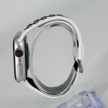 Load image into Gallery viewer, Apple Watch (Series 8) 41mm Silver Unlocked 32GB