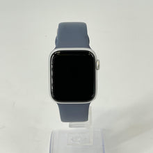 Load image into Gallery viewer, Apple Watch (Series 5) 40mm Silver Unlocked 32GB