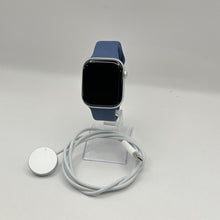 Load image into Gallery viewer, Apple Watch (Series 10) 46mm Silver Unlocked 64GB