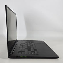 Load image into Gallery viewer, Razer Blade 16 2025 Black 2.0 GHz AMD Ryzen AI 9 365 16GB RAM 1TB Solid State Drive NVIDIA GeForce RTX 5060 8 GB