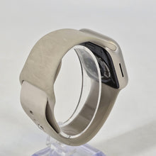 Load image into Gallery viewer, Apple Watch (Series 8) 41mm Gold Unlocked 32GB