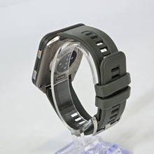 Load image into Gallery viewer, Garmin Venu X1 41mm Green GPS