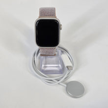 Load image into Gallery viewer, Apple Watch (Series 7) 41mm Gold Unlocked 32GB
