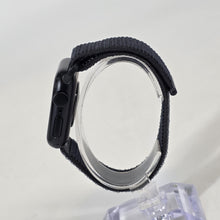 Load image into Gallery viewer, Apple Watch SE 3 40mm Midnight Unlocked 64GB