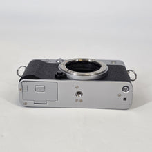 Load image into Gallery viewer, Fujifilm X-E5 40.2MP Black
