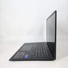 Load image into Gallery viewer, LG Gram 17 Gray 2.2 GHz Intel Core Ultra 7 Series 2 32GB RAM 1TB Solid State Drive