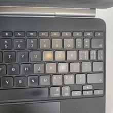 Load image into Gallery viewer, Apple Magic Keyboard for iPad Air 11in(M3) A3339 Black