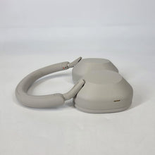 Load image into Gallery viewer, Sony WH-1000XM5 Headphones Silver